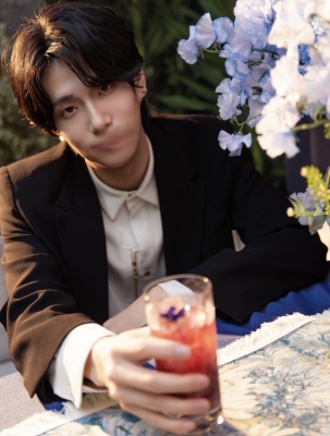 ROSÈ(ﾛｾﾞ) 一緒にバー行こうね