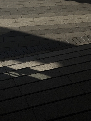 MASH(ﾏｯｼｭ) 宮下パークにて、自然光。