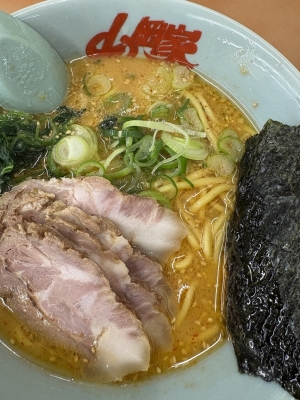 NOBU（ﾉﾌﾞ） ラーメンは山岡家!