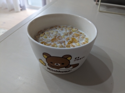 YOSHINO(ﾖｼﾉ) 朝ごはん食べたー！
