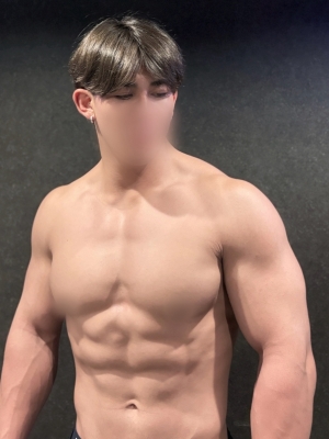 KENSHIROU(ｹﾝｼﾛｳ) 誰よりも強いから優しい。