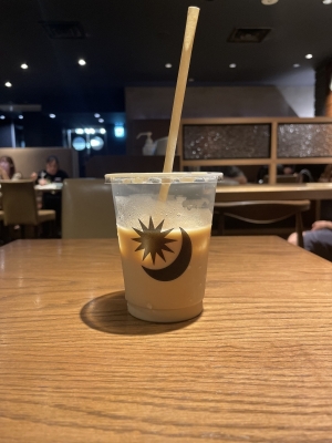 YOATO(ﾖｱﾄ) 暗いカフェが好き