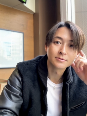 KONOSUKE(ｺｳﾉｽｹ) おはよ。今日は最高13°だって。