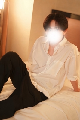 SHII(ｼｲ) 笑ってる人ほど抱えてる