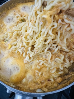 FUKAMI(ﾌｶﾐ) 辛ラーメン