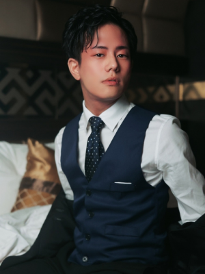 M(エム) 本日は11時から16時です。
