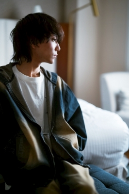 AZUMA（ｱｽﾞﾏ） 誰だって寂しい時はある