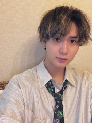 MISAKA(ﾐｻｶ) シャツとネクタイ