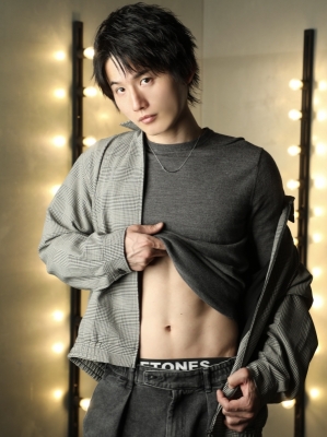 TAISHI(ﾀｲｼ) これ以上エロいハグ知ってますか？