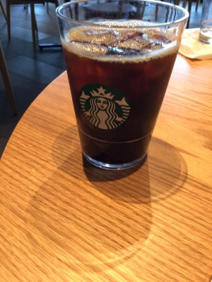 TOUYA(ﾄｳﾔ) コーヒー飲み過ぎました（ ｉ _ ｉ ）