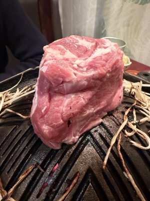 YOSHIKI(ﾖｼｷ) 肉を食べてきました