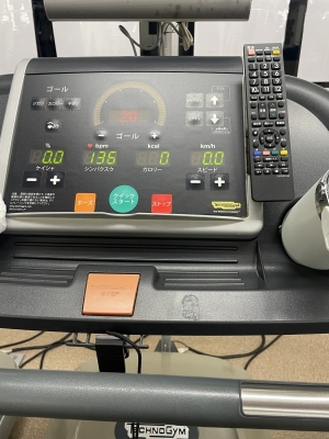 ATSUROU(ｱﾂﾛｳ) アツロウ走ります🏃‍♂️🫡🌸