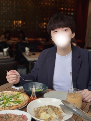 HIROOMI(ﾋﾛｵﾐ) 一緒に食べるって、いいね。