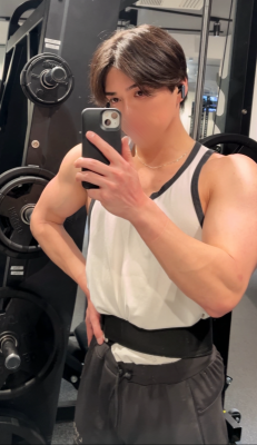 ARATO(アラト) 【筋トレ最優先だった頃💪】