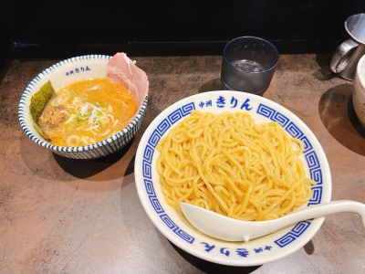 KUROI（ｸﾛｲ） #休日ご飯日記