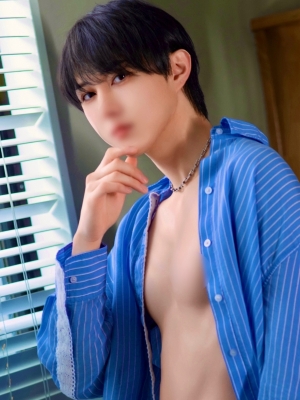 YUU (ﾕｳ) 身長差ハグ