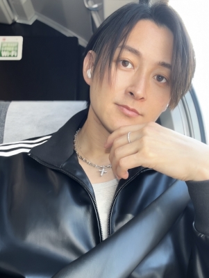 KONOSUKE(ｺｳﾉｽｹ) 今思えばくだらない事で傷ついてた