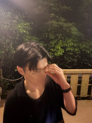 EISHI(ｴｲｼ) 悪ガキぽく撮れた🍊