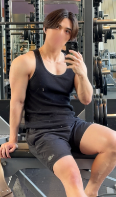 ARATO(ｱﾗﾄ) 【ジム行きたくて仕方ない😂】