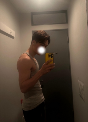 GAKU(ｶﾞｸ) SNS使えないからやる事筋トレ🏋️