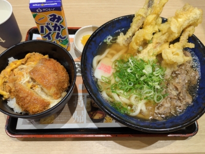 SHINYA(ｼﾝﾔ) からの夜食🤣