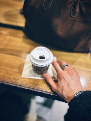 KONOSUKE(ｺｳﾉｽｹ) 一番近くにいる他人は自分だよ