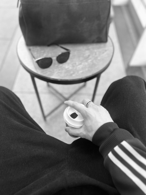 KONOSUKE(ｺｳﾉｽｹ) 毎日スタバ？無駄遣い？ 