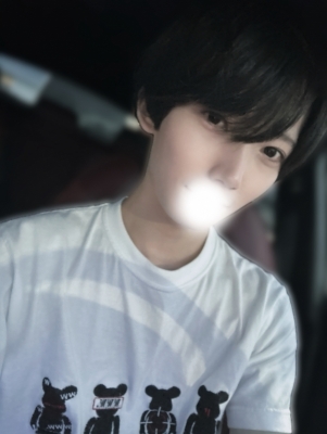 TAEHYUNG(ﾃﾋｮﾝ) 涼しい夜