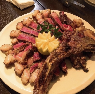 HEI(ﾍｲ) こないだのお肉の骨付き！！
