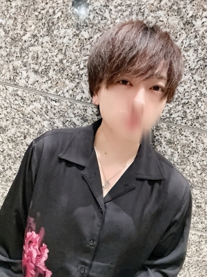 TATSUKI(ﾀﾂｷ) 幼少期の思い出📓
