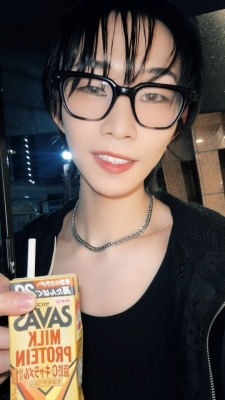 HYO(ヒョウ) 雨のせいで前髪オワタ