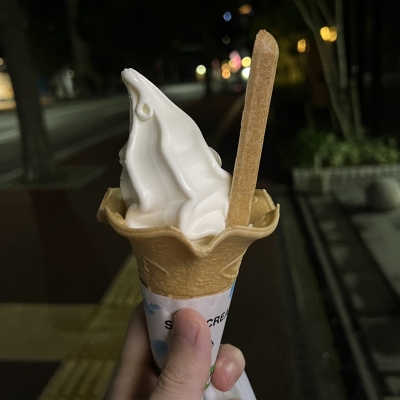 KUROI（ｸﾛｲ） 🍦