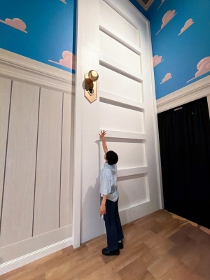 MOMO(ﾓﾓ) ピクサーの世界展