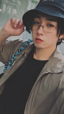 KAKERU(ｶｹﾙ) 眼鏡男子はアリですか？