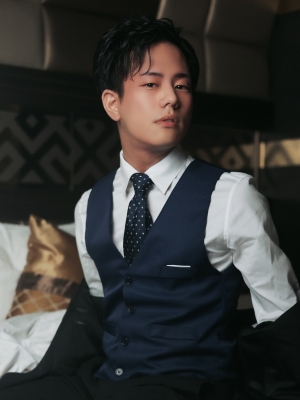 M(エム) 23時までお待ちしています✌️