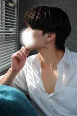 ARATO(アラト) デビュー2ヶ月🎉&初配信のお知らせ🎤