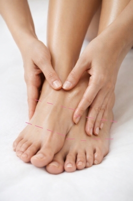 EIJI(ｴｲｼﾞ) 足の冷え性の方におすすめマッサージ