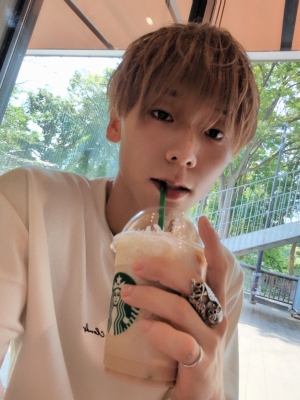KIHO（ｷﾎ） 俺だって飲む時は飲むの！！（お酒じゃないよ？）