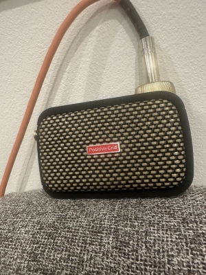 REONA(レオナ) アンプきたー!