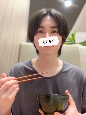 HIDAKA(ﾋﾀﾞｶ) 【もぐもぐ】