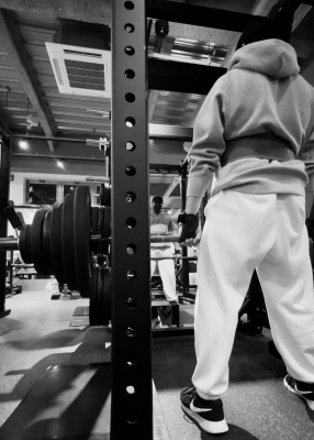 MEGURO(メグロ) 筋トレキャスについて