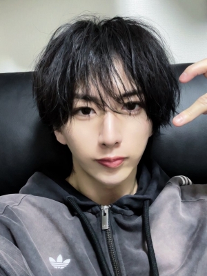 RURI(ﾙﾘ) イメチェンしました✌️