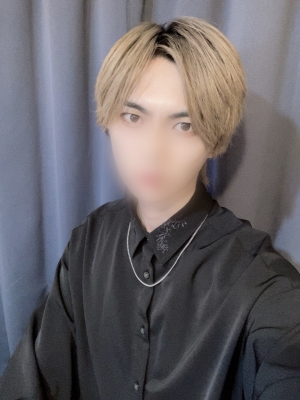 AOI(ｱｵｲ) 幸せな休日