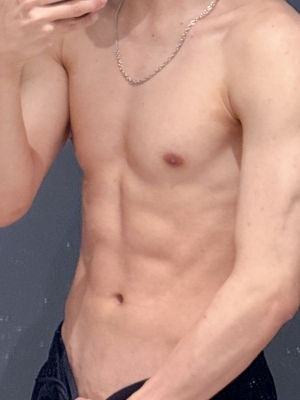 HYOMA(ﾋｮｳﾏ) 意外と筋トレしてます笑