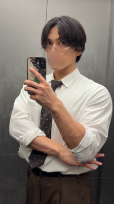 ARATO(ｱﾗﾄ) 【メガネ男子ってあり？👓】