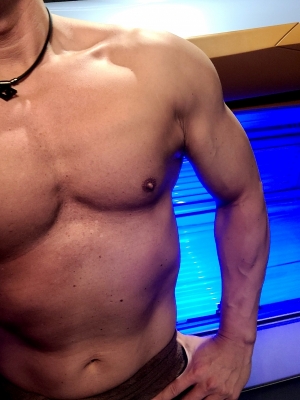  YUKI(ﾕｷ) 小麦色