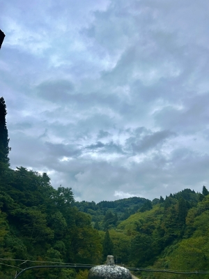 KONOSUKE(ｺｳﾉｽｹ) 龍神さんの神社に来たら龍雲見れた