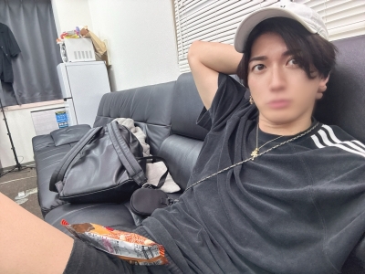 KEN (ｹﾝ) もうね、よくわかんないや。ポージングとは