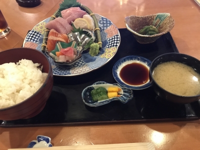 SEINA(ｾｲﾅ) お腹減ったよ(T . T)