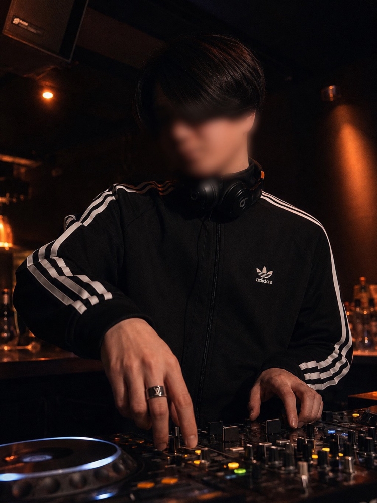 AME (アメ)